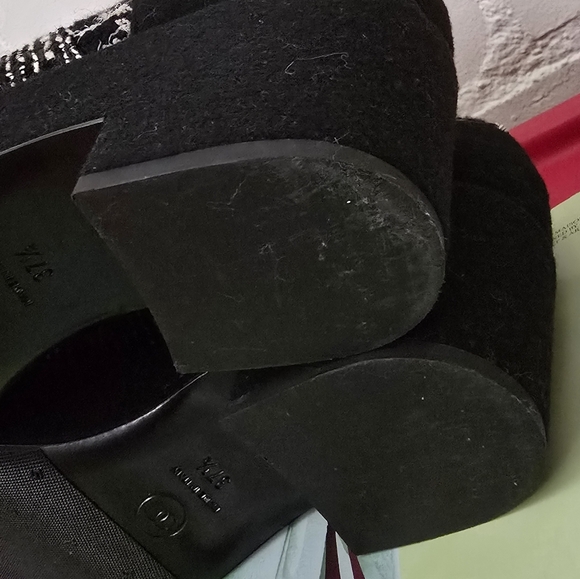 SOLD 💔 Chanel Tweed Lace Up Platform Oxford Shoes - Picture 15 of 17